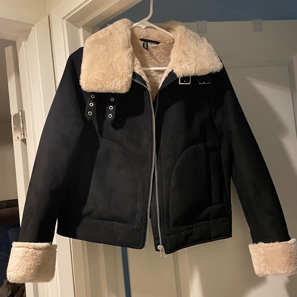 H&M jacket never worn - Picture 2 of 3